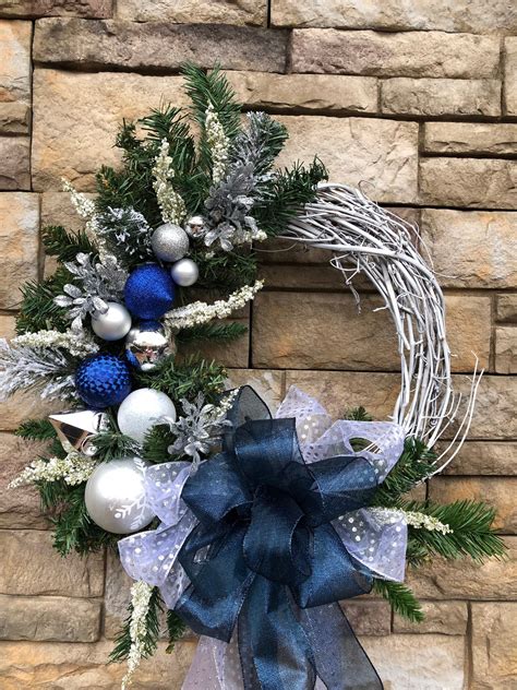 10+ Blue And White Christmas Wreath