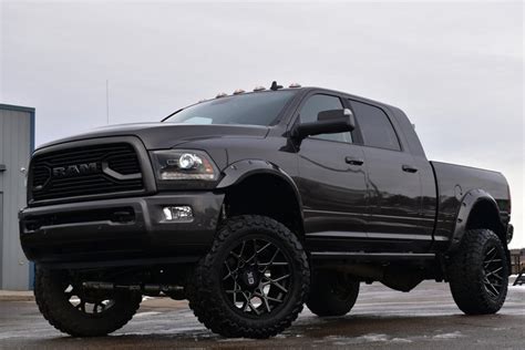 Ram 2500 Lifted - Cars