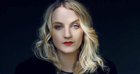 Evanna Lynch Debuts Vegan Podcast The ChickPeeps This Month | News ...