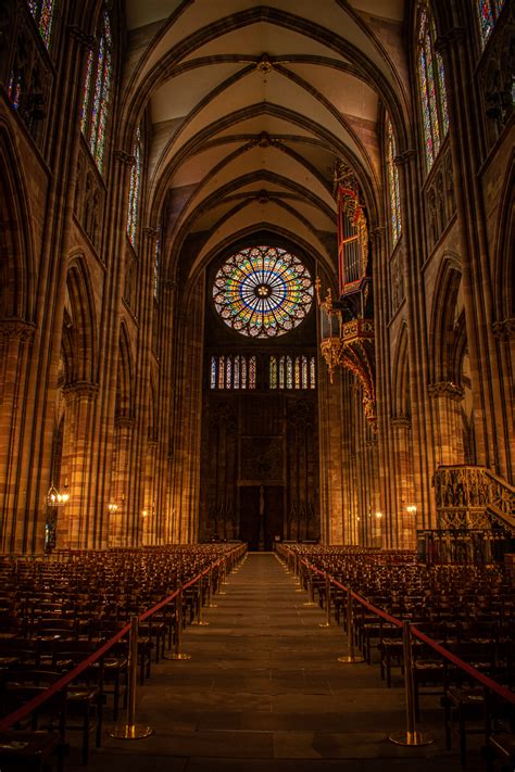 Visit the Strasbourg Cathedral - The Marinière Guy