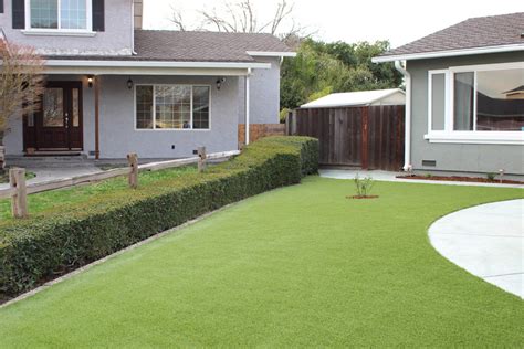 SYNTHETIC TURF INSTALLATION | LandscapeRus