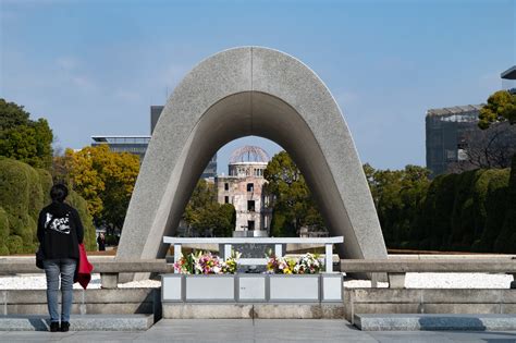 Hiroshima Peace Memorial Park - Tourist in Japan