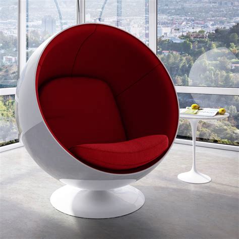 Eero Aarnio Ball Chair