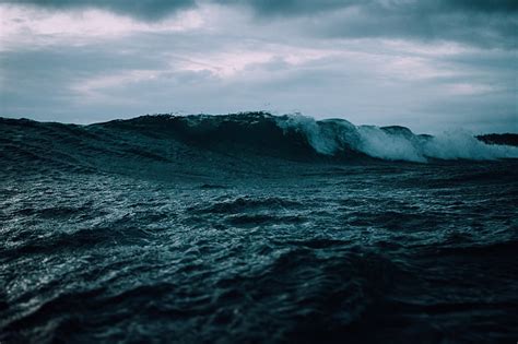 HD wallpaper: ocean wave, sea, waves, surf, cloudy, nature, scenics ...