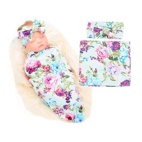 Crochet Baby Swaddle | EMBROIDERY & ORIGAMI