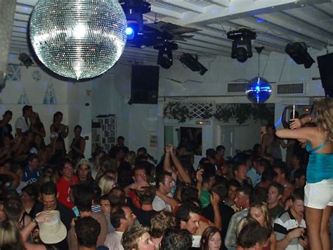 Mykonos Nightlife, Where to Party When Travelling in Mykonos Greece