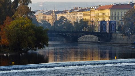 Legion Bridge and Vltava river, Prague, Czech Republic – Windows ...