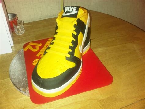 My Nike Shoe Cake - CakeCentral.com