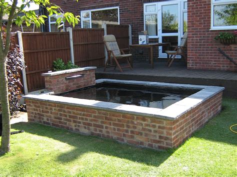 brick built pond - Google Search | Outdoor fish ponds, Pond design ...