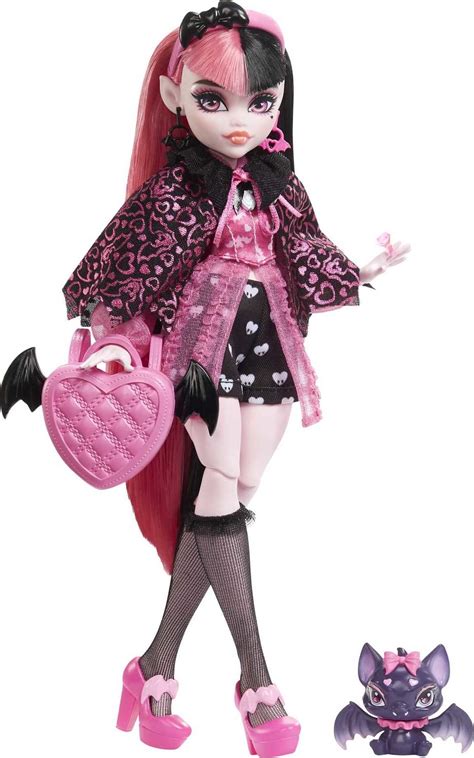 Monster High Draculaura Fashion Doll with Pink & Black Hair ...