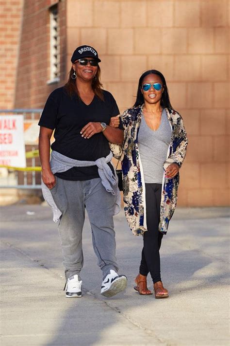 It's Good To Be Queen! Latifah Enjoys Romantic Stroll With Pretty ...