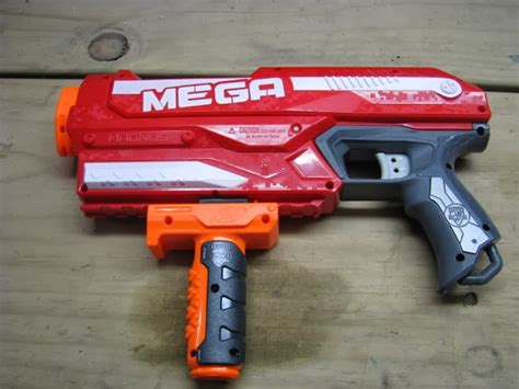 Kiwi Blasters - News and Reviews: Nerf Elite Mega Magnus - Review