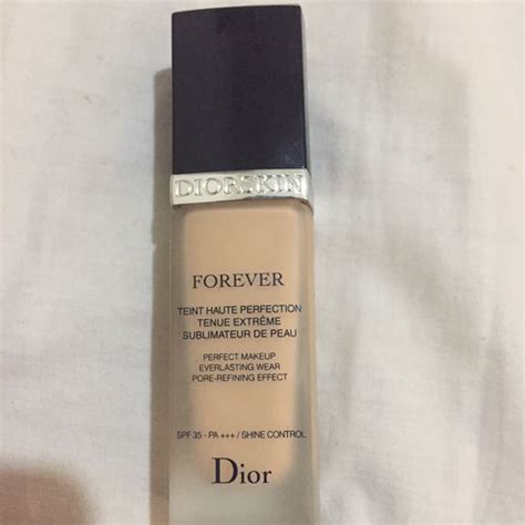 Foundation dior on Carousell