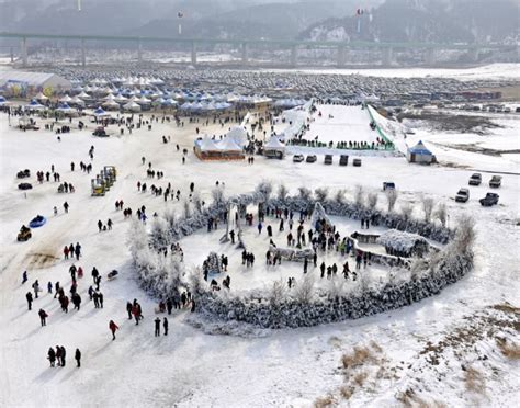 7 Winter Festivals in South Korea for Snow Activities, Street Food & More!