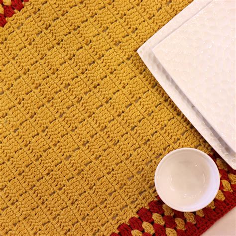 Boho Crochet Table Runner – Itihasikala