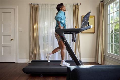 The Best Treadmill Workouts for Beginners | The Output by Peloton