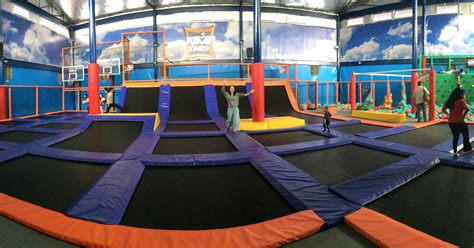 Manila Has Everything: Jump Yard Indoor Trampoline Park — A Momma Abroad