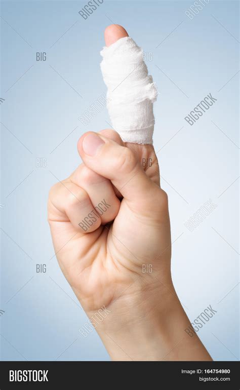 Injured Painful Finger Image & Photo (Free Trial) | Bigstock