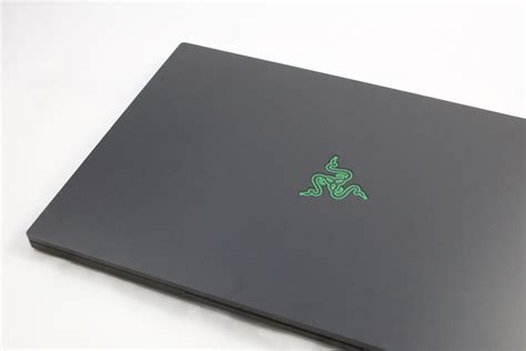 Razer Blade 17 (2022) Review