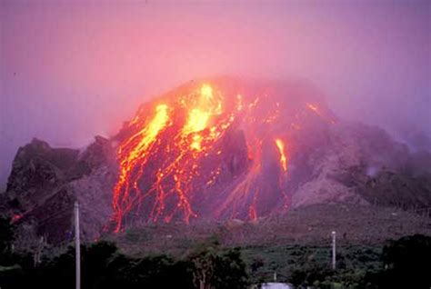 How volcanoes form - British Geological Survey