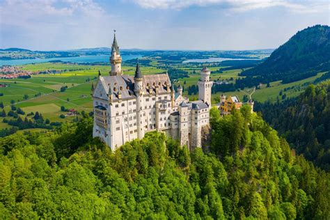 From Munich: Private Day Trip to Neuschwanstein Castle in Munich