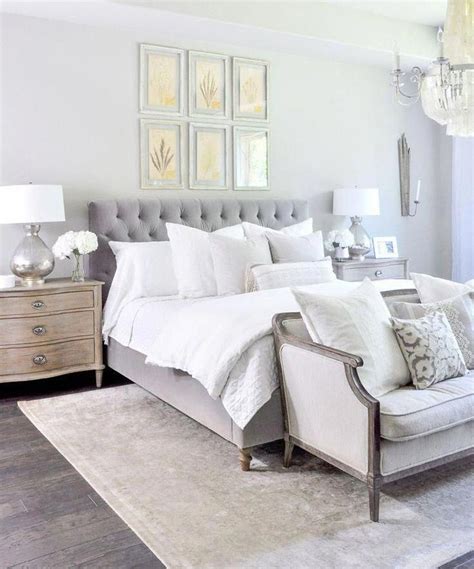 35 Popular White Master Bedroom Furniture Ideas - HOMYHOMEE