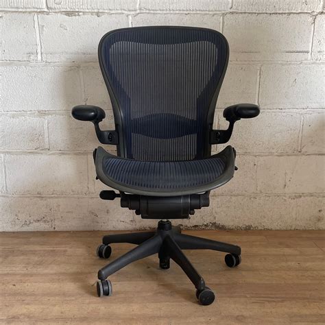 HERMAN MILLER Aeron size C Task Chair | Used Areon Chairs | Allard