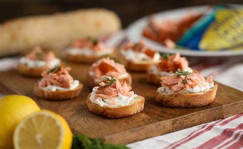 Honey Smoked Salmon® Crostini | Honey Smoked Fish Co.