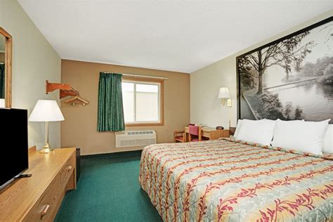 Super 8 by Wyndham Rogers Minnesota | Rogers, MN Hotels