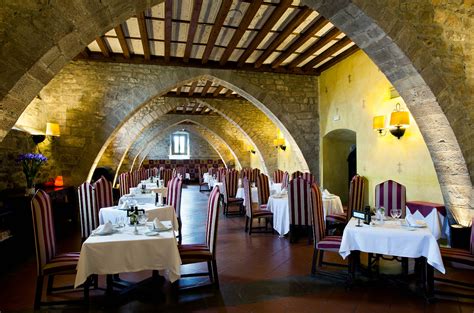 Restaurante Parador de Cardona in Cardona - Restaurant Reviews, Menu ...