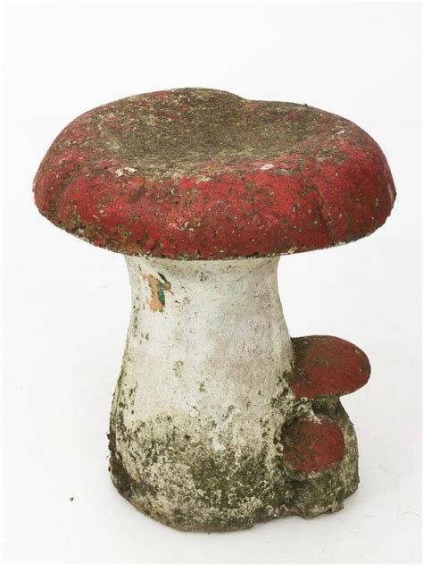 Garden Mushroom Stool