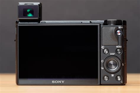 Sony Cyber-shot DSC-RX100 VII Review