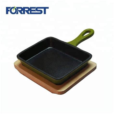 China cast iron mini rectangular frying skillet pans with wooden tray ...