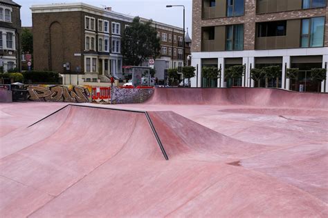 Stockwell skatepark - School of Skate