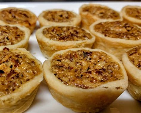 Pecan Tarts - THE RECIPE BOWL