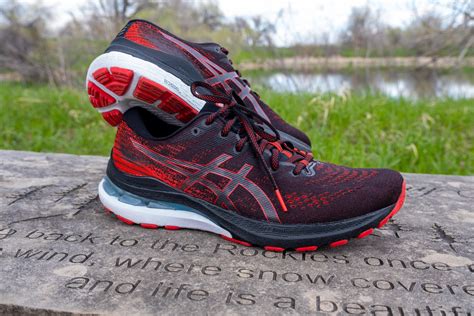 Cut in half: ASICS Gel Kayano 28 Review | RunRepeat