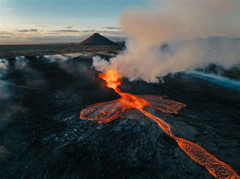 Iceland Volcano Near Litli Hrútur 2023 - Hotel Rangá