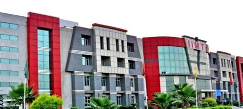 IIMT Management College Meerut: IIMT Meerut, Fees