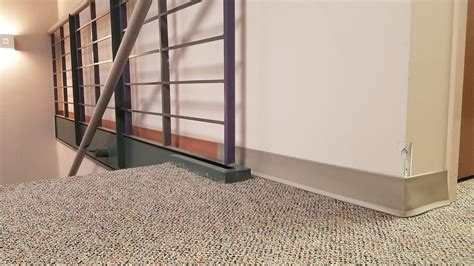 Vinyl Floor Base Molding – Flooring Tips