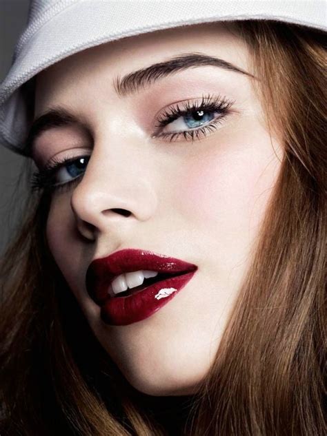 25 Glamorous Makeup Ideas with Red Lipstick