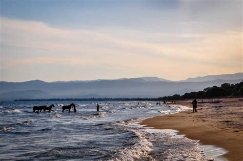 Top 5 Things to Do at Lake Malawi (Kande Beach) | tobinka