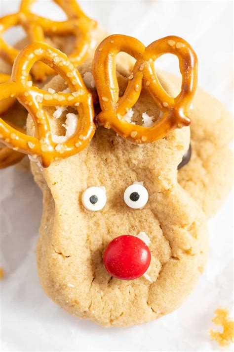 Peanut Butter Reindeer Cookies | Easy Cookie Recipes