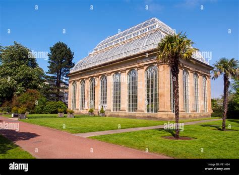 The Glasshouses at Edinburgh Botanic Gardens Stock Photo - Alamy