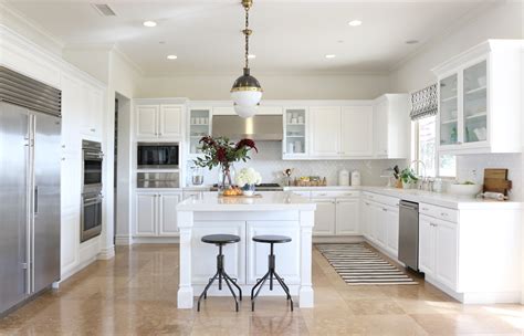 11 Best White Kitchen Cabinets - Design Ideas for White Cabinets