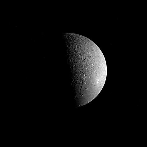 In Depth | Dione – NASA Solar System Exploration