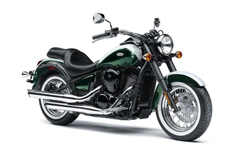 2022 Kawasaki Vulcan® 900 Classic | Motorcycle | Comfortable Fun