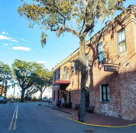 staybridge-suites-savannah-historic-district-extended-stay-hotel ...