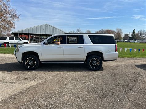 GMC Yukon XL - Madison Classics