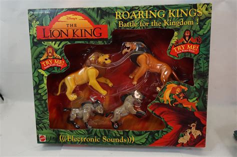 LION KING ACTION FIGURES DISNEY TOYS ROARING KINGS ELECTRONIC SOUNDS ...