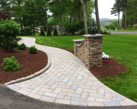 Interlocking concrete paver walkway in CT by Bahler Brothers with ...